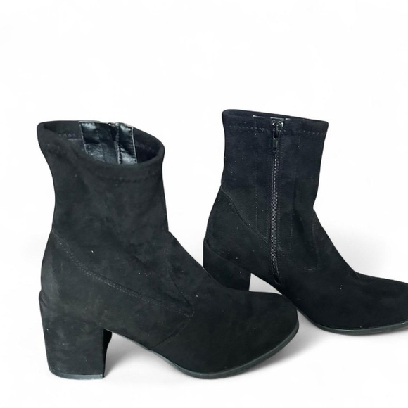 Black Suede Block Heel Booties | Size 8 - Picture 4 of 8
